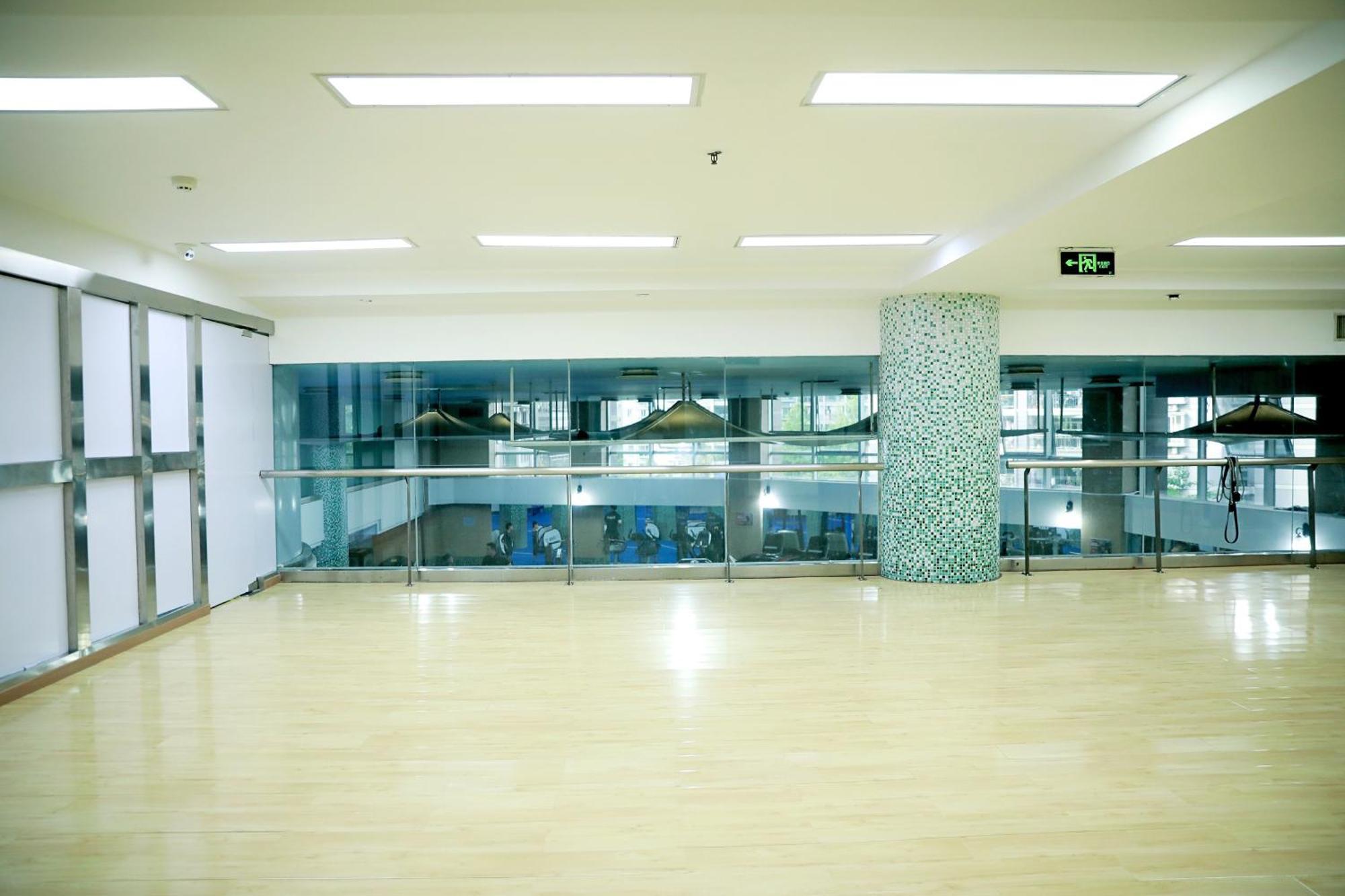 Holiday Inn Chongqing Guanyinqiao By Ihg Luaran gambar